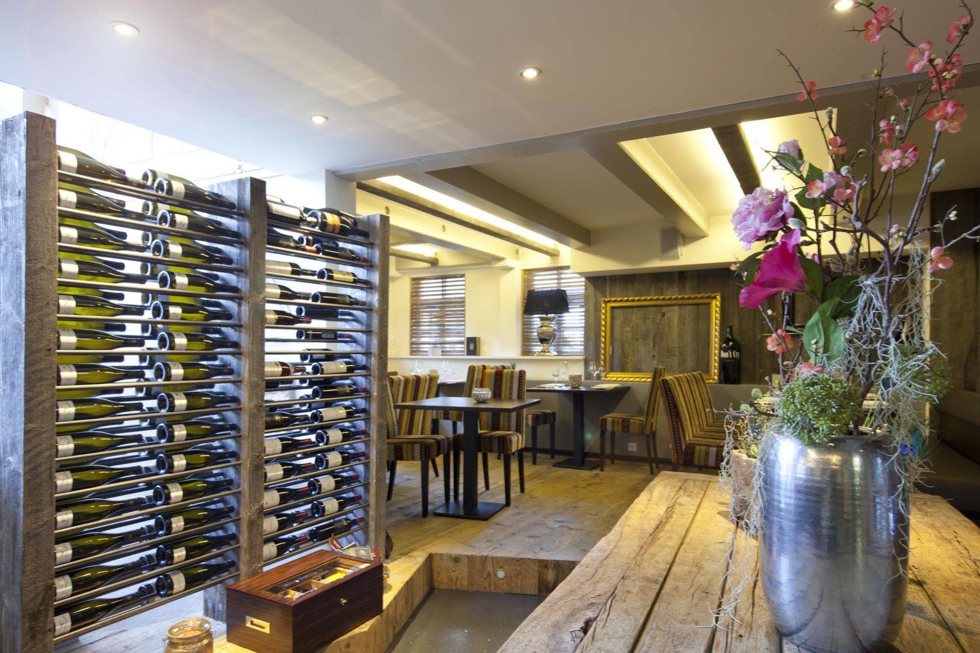 שונדורף Boutique Hotel Pfauen מראה חיצוני תמונה